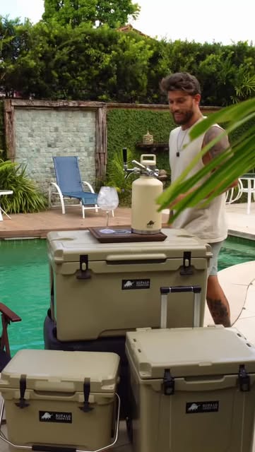 Cooler Búfalo em destaque